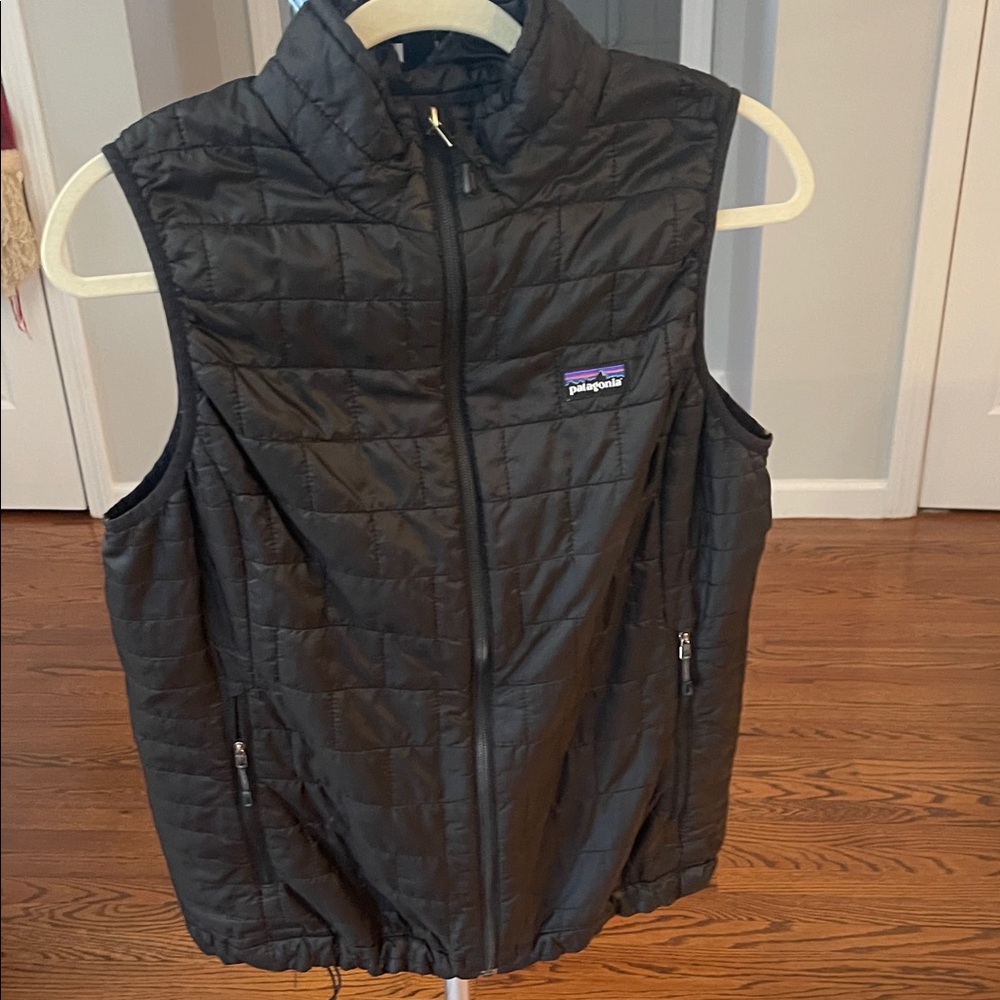 Patagonia Black Quilted Vest